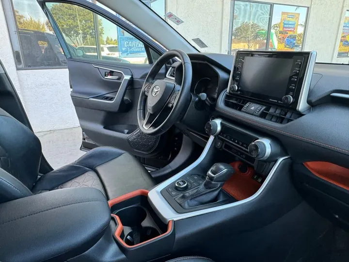 Midnight Black Metallic, 2021 TOYOTA RAV4 Image 27