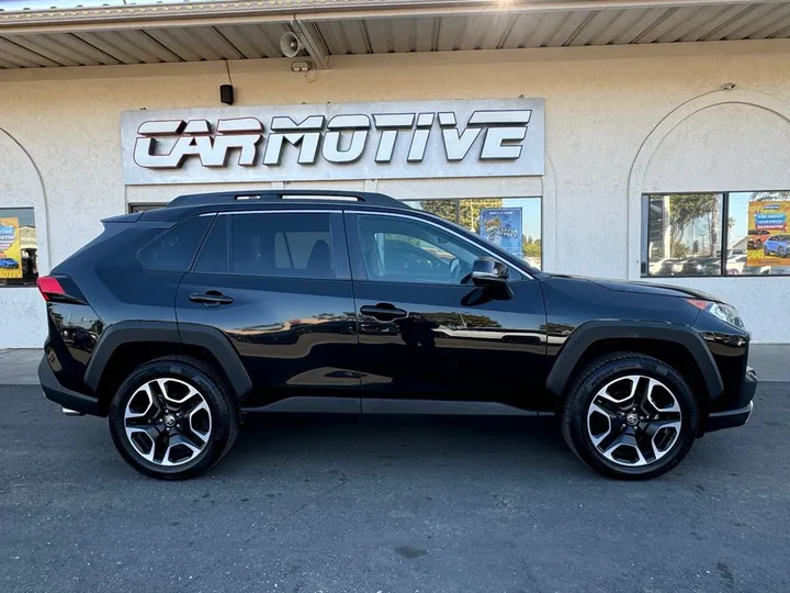 Midnight Black Metallic, 2021 TOYOTA RAV4 Image 3
