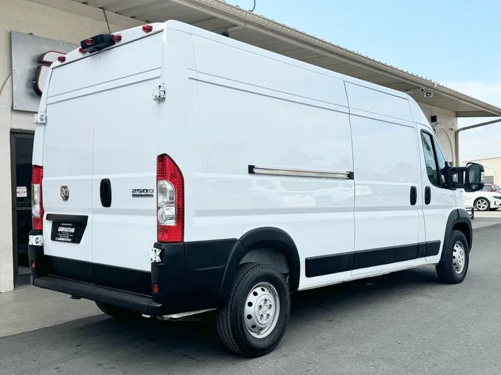 Bright White Clearcoat, 2023 RAM PROMASTER 2500 Image 7