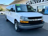 Summit White, 2019 CHEVROLET EXPRESS 3500 Thumnail Image 1