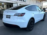 Pearl White Multi-Coat, 2022 TESLA MODEL Y Thumnail Image 8