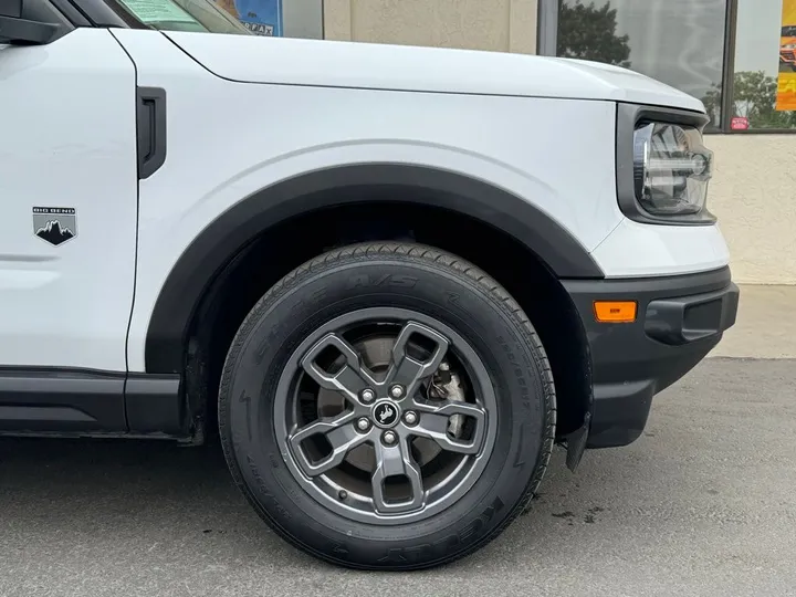 Oxford White, 2021 FORD BRONCO SPORT Image 4