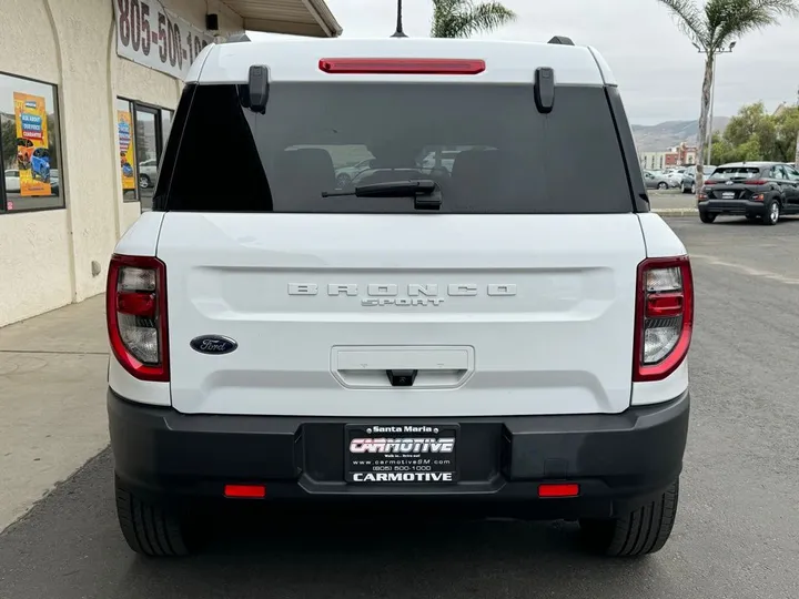 Oxford White, 2021 FORD BRONCO SPORT Image 9