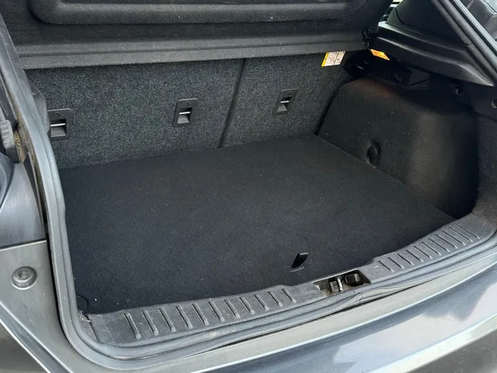 Magnetic, 2017 FORD FOCUS Image 11