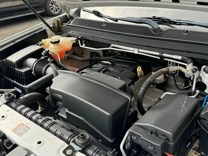 Summit White, 2021 CHEVROLET COLORADO Image 27