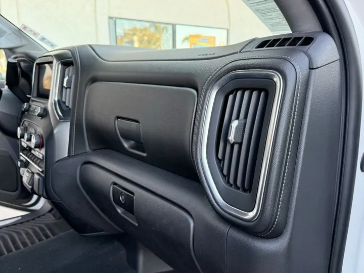 Summit White, 2019 CHEVROLET SILVERADO 1500 Image 26