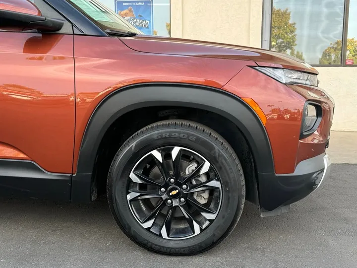 Dark Copper Metallic, 2021 CHEVROLET TRAILBLAZER Image 4