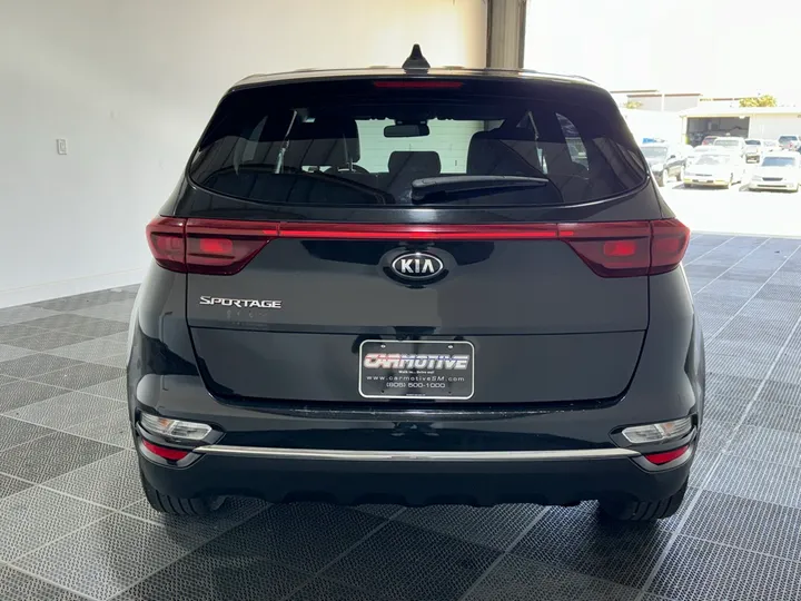 Black Cherry Pearl, 2020 KIA SPORTAGE Image 5