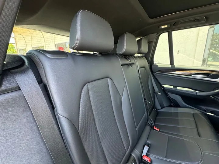 Alpine White, 2023 BMW X3 Image 25