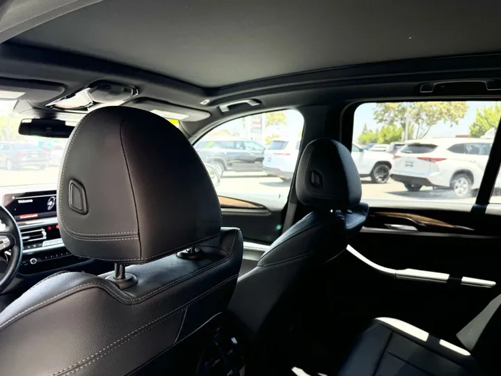 Alpine White, 2023 BMW X3 Image 23
