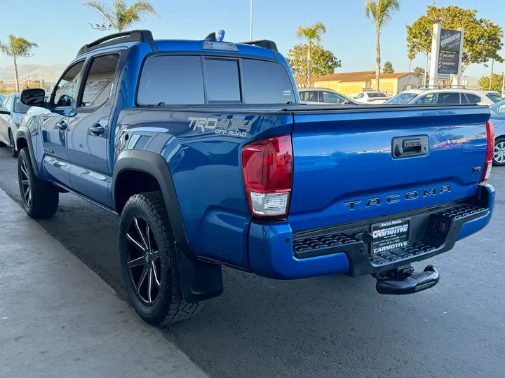 Blazing Blue Pearl, 2016 TOYOTA TACOMA Image 10