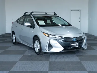 Classic Silver Metallic, 2021 TOYOTA PRIUS PRIME Image 1