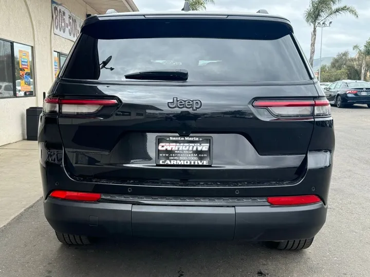 Diamond Black Crystal Pearlcoat, 2023 JEEP GRAND CHEROKEE L Image 6