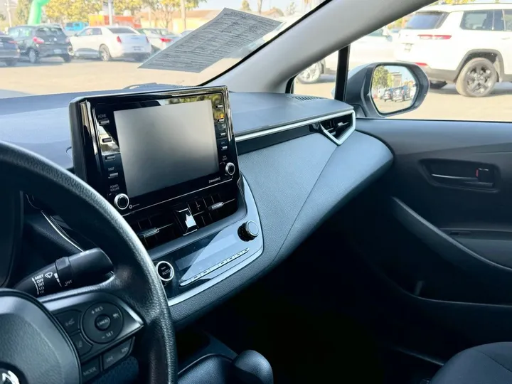 Wind Chill Pearl, 2022 TOYOTA COROLLA Image 13