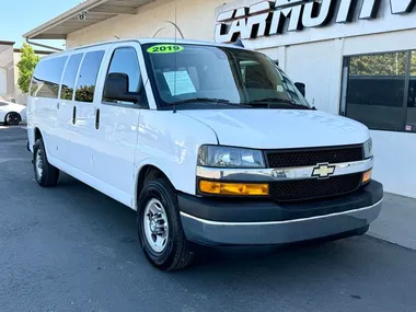 Summit White, 2019 CHEVROLET EXPRESS 3500 Image 