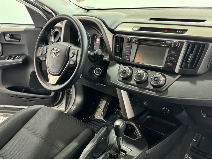 Silver Sky Metallic, 2018 TOYOTA RAV4 Image 22