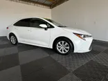 White, 2021 TOYOTA COROLLA Thumnail Image 5