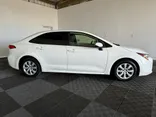 White, 2021 TOYOTA COROLLA Thumnail Image 7