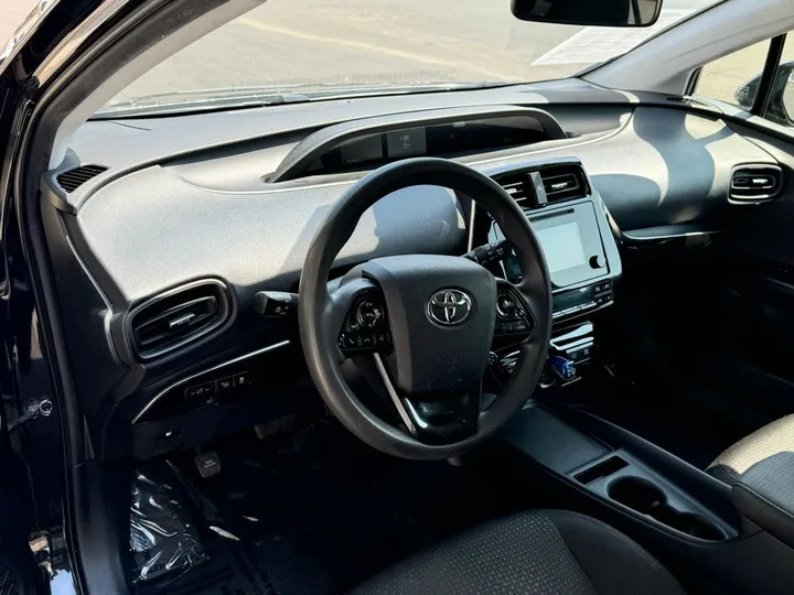 Midnight Black Metallic, 2019 TOYOTA PRIUS Image 17