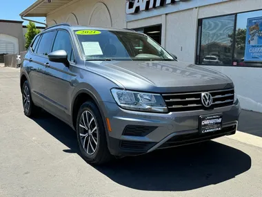 Platinum Gray Metallic, 2021 VOLKSWAGEN TIGUAN Image 