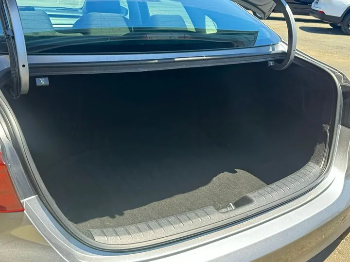 Steel Gray, 2023 KIA FORTE Image 8