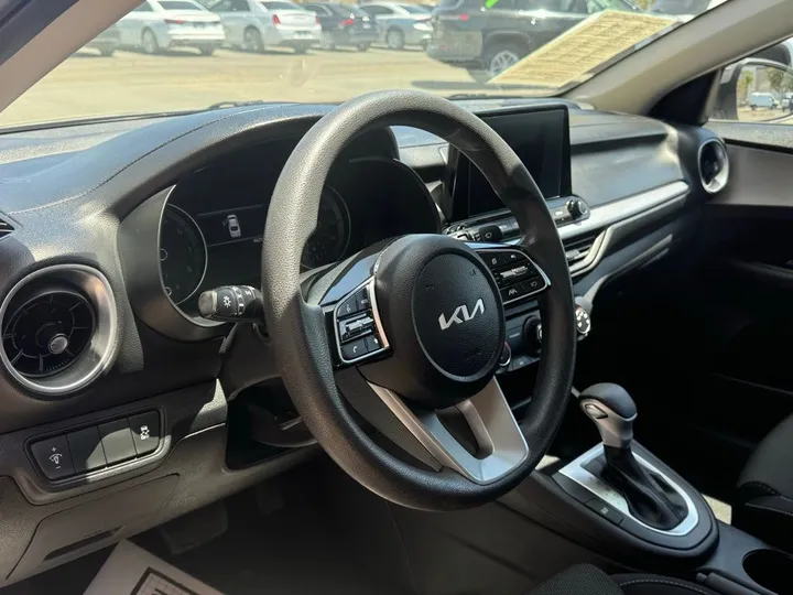 Steel Gray, 2023 KIA FORTE Image 12