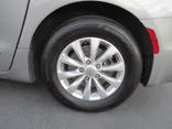 GREY, 2017 CHRYSLER PACIFICA Thumnail Image 17