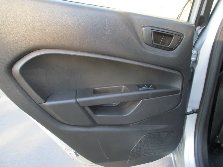 SILVER, 2018 FORD FIESTA Image 14