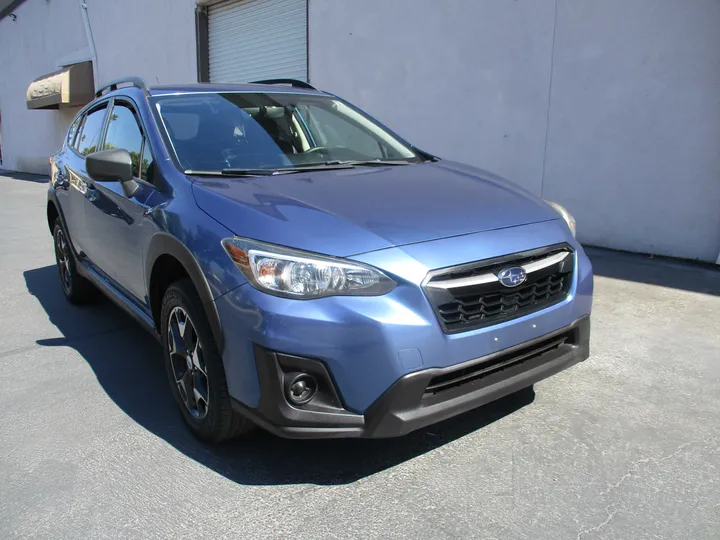 BLUE, 2018 SUBARU CROSSTREK Image 1