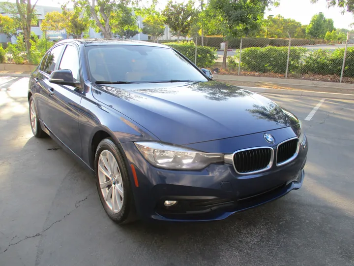 BLUE, 2017 BMW 3 SERIES Image 3