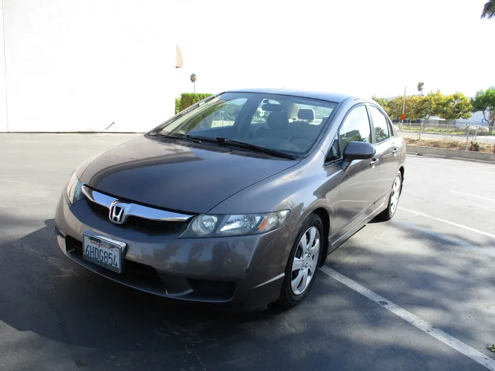 GREY, 2009 HONDA CIVIC Image 1