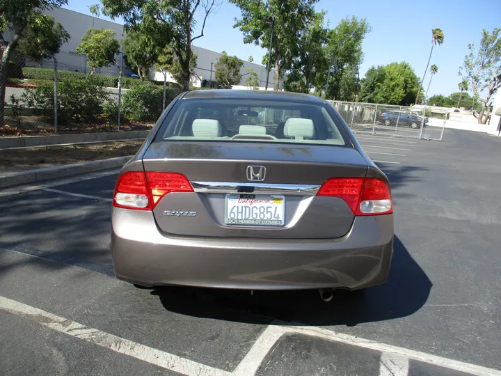 GREY, 2009 HONDA CIVIC Image 6