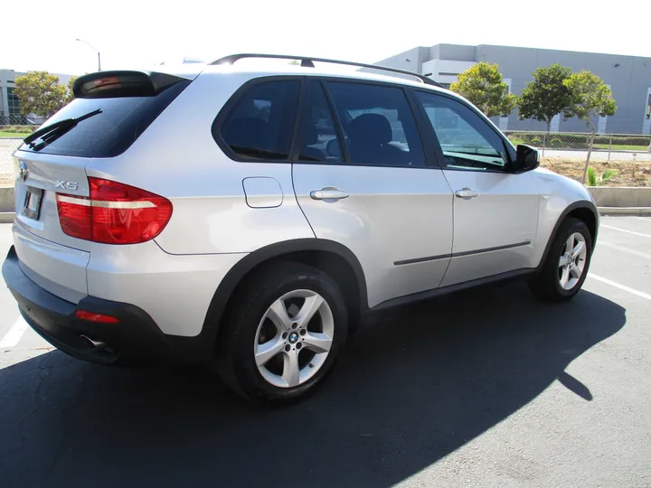 SILVER, 2008 BMW X5 Image 5