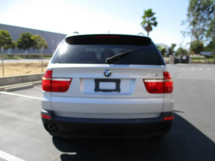 SILVER, 2008 BMW X5 Image 6