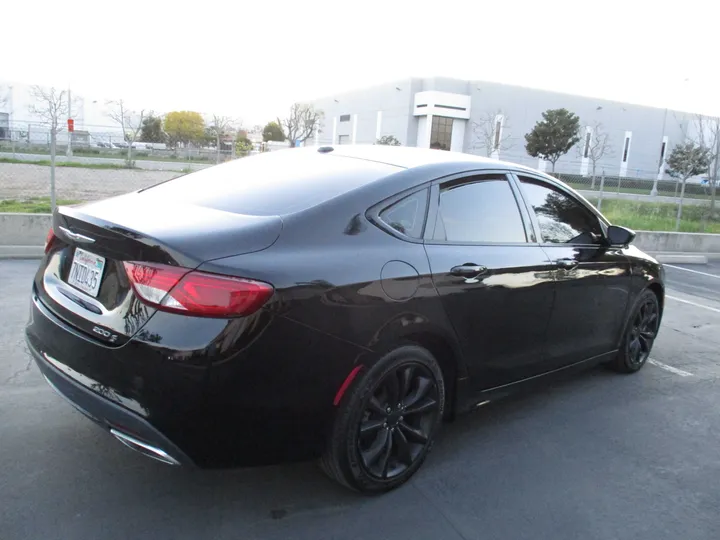 BLACK, 2015 CHRYSLER 200 Image 5