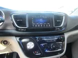 WHITE, 2020 CHRYSLER VOYAGER Thumnail Image 10