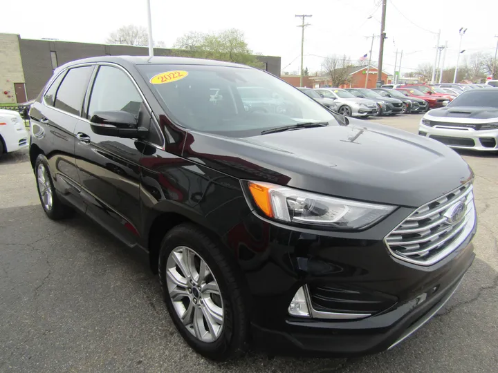 BLACK, 2022 FORD EDGE Image 4