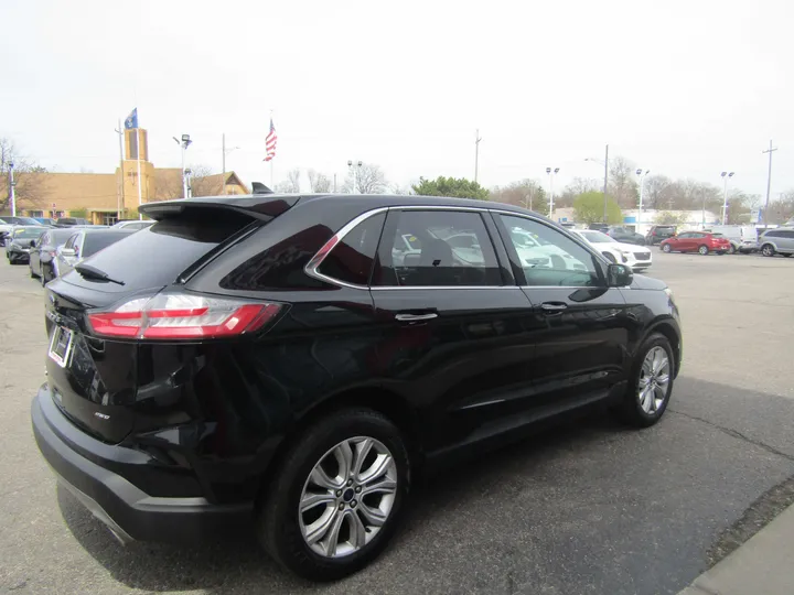 BLACK, 2022 FORD EDGE Image 5