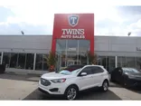 WHITE, 2019 FORD EDGE Thumnail Image 1