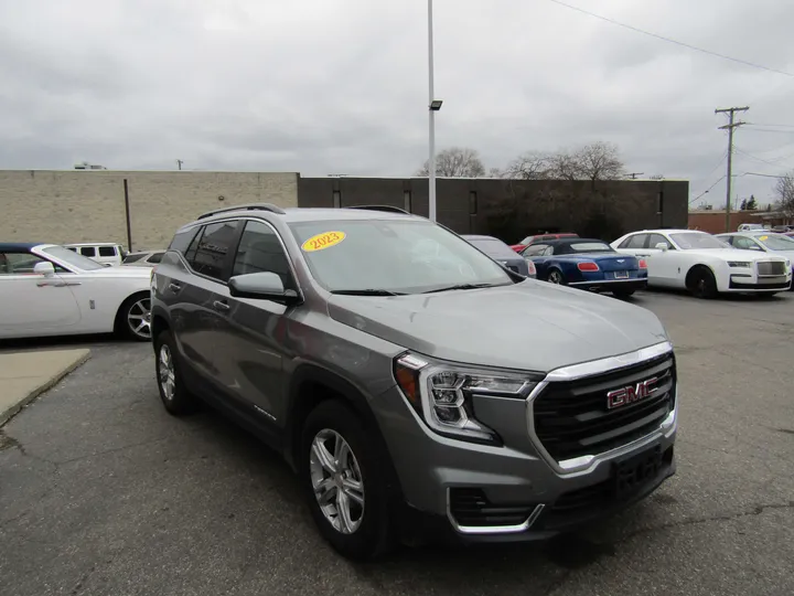 GREY, 2023 GMC TERRAIN Image 3