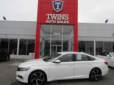 WHITE, 2018 HONDA ACCORD Image 59