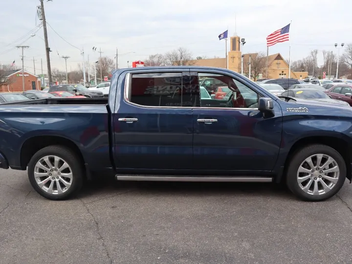 Blue, 2019 CHEVROLET SILVERADO 1500 CREW CAB Image 5