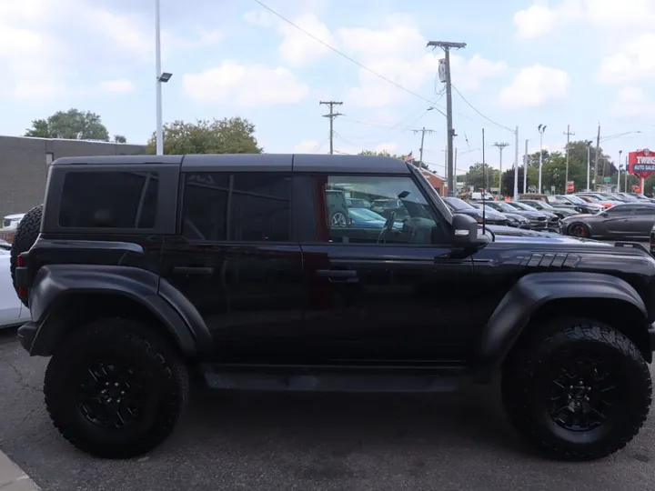 BLACK, 2023 FORD BRONCO Image 4