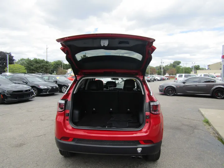 RED, 2020 JEEP COMPASS Image 6