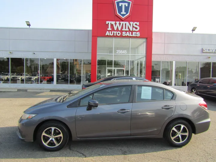 GRAY, 2015 HONDA CIVIC Image 2