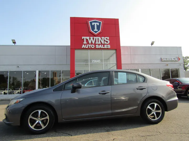 GRAY, 2015 HONDA CIVIC Image 1