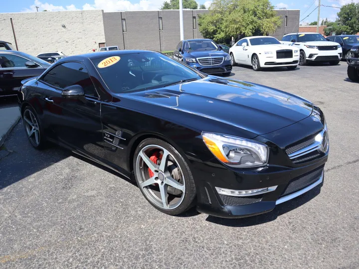 BLACK, 2013 MERCEDES-BENZ SL-CLASS Image 4