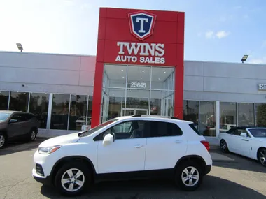 WHITE, 2017 CHEVROLET TRAX Image 74