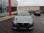 GRAY, 2019 NISSAN ALTIMA Thumnail Image 3