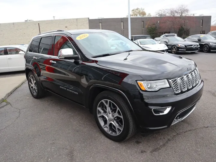 Black, 2020 JEEP GRAND CHEROKEE Image 4